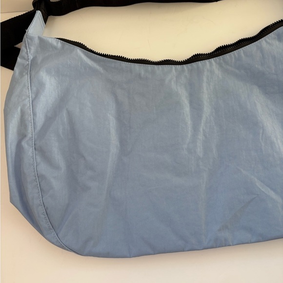 NWT BAGGU Large Crescent Bag- Serenity Blue - Picture 8 of 16
